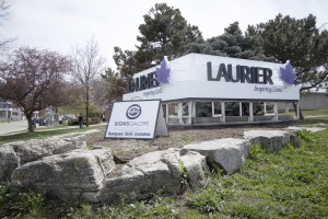 New Laurier signs (Heather Davidson)